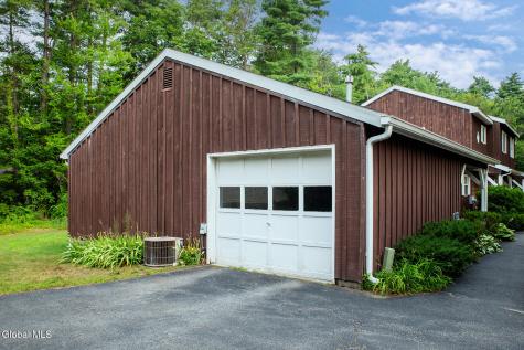 5 Queensway Queensbury NY 12804