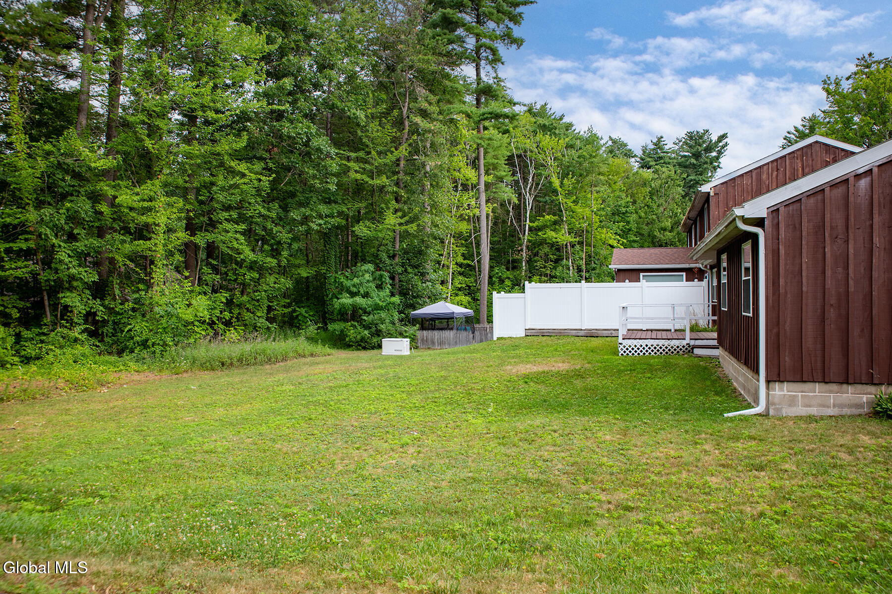 5 Queensway Queensbury NY 12804