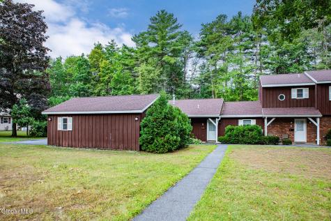 5 Queensway Queensbury NY 12804