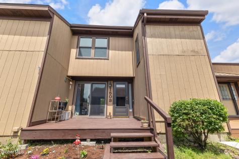 1503 Huntington Court East Greenbush NY 12061