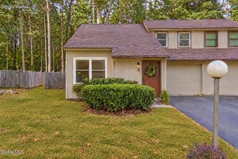 4 Wake Robin Road Malta NY 12020