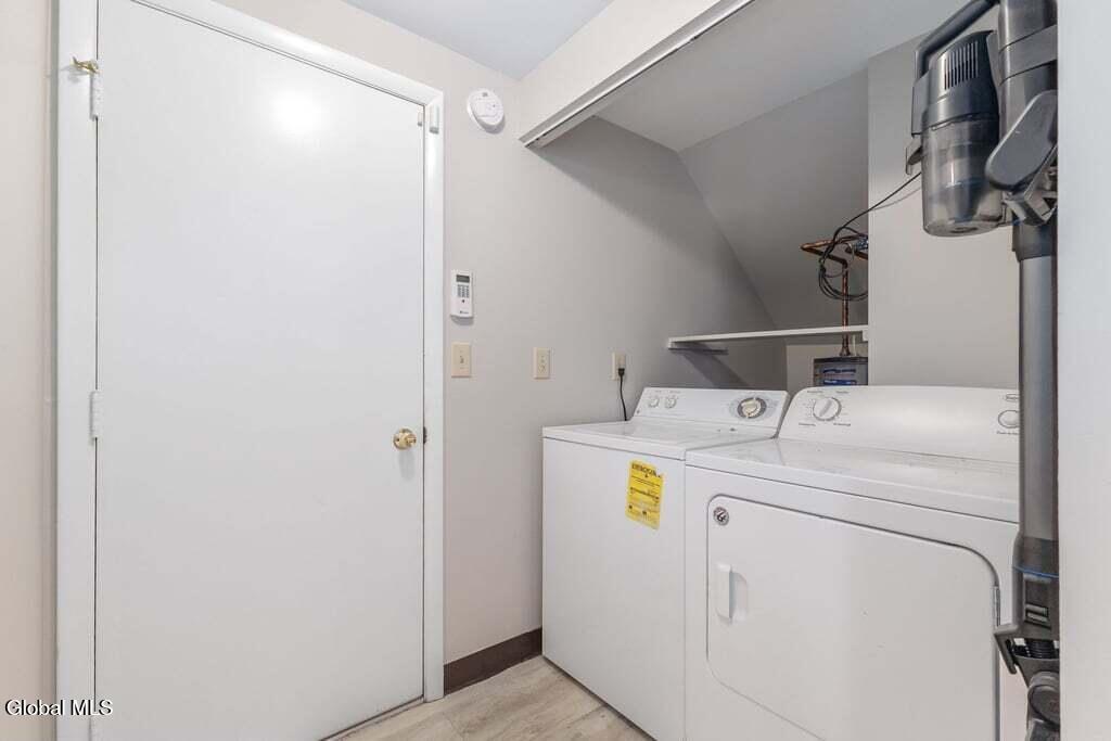 4 Wake Robin Road Malta NY 12020