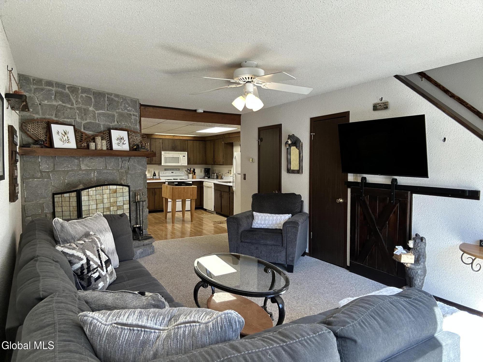 11 S Overlook Lane Chestertown NY 12817