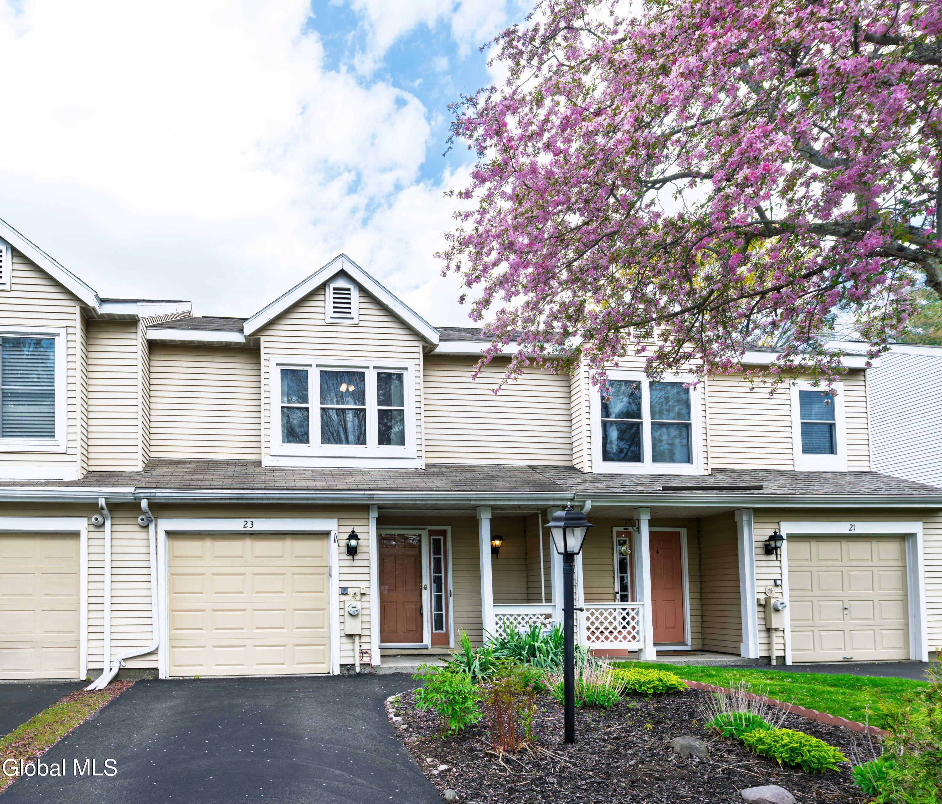 23 Stoney Creek Drive Clifton Park NY 12065