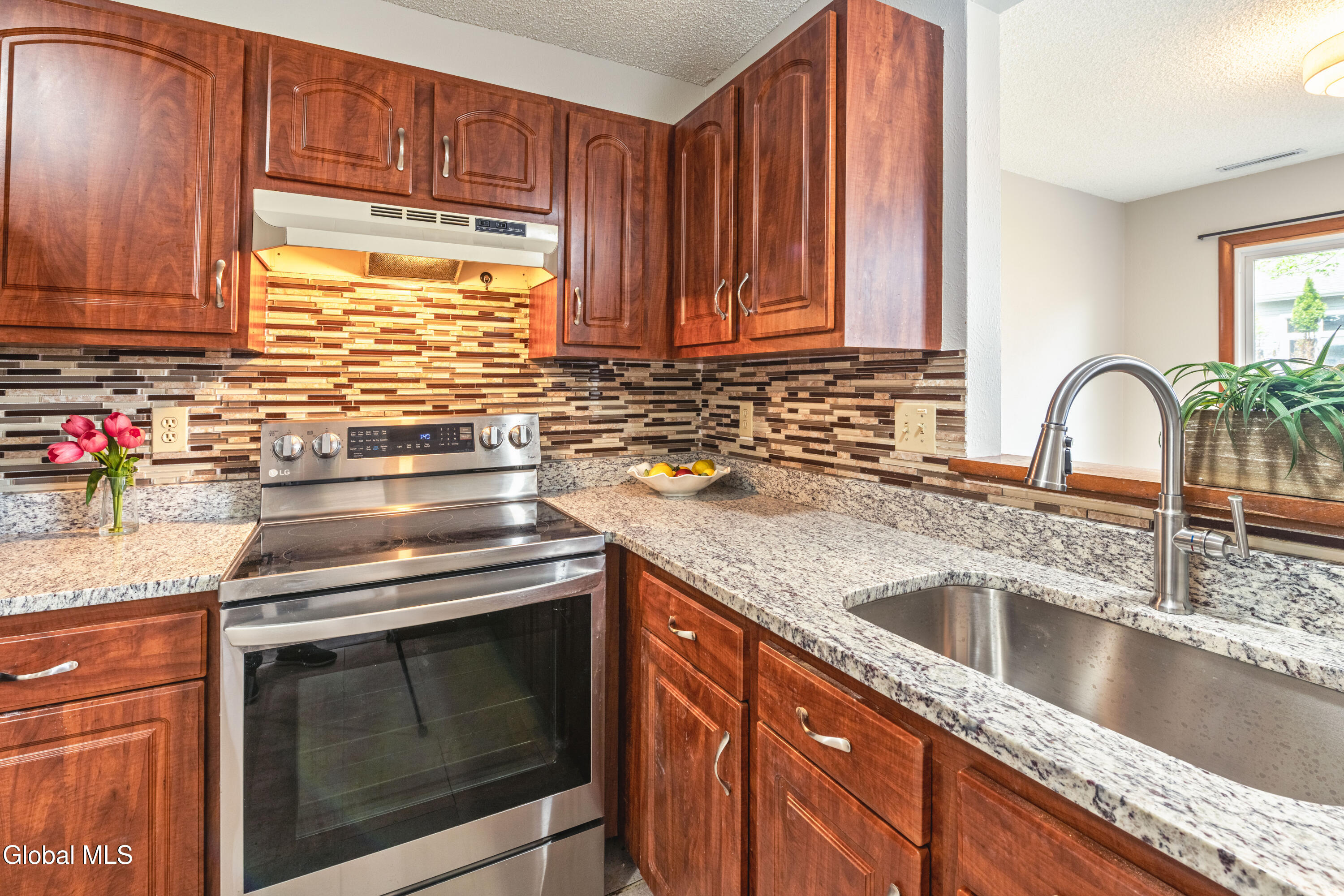 23 Stoney Creek Drive Clifton Park NY 12065