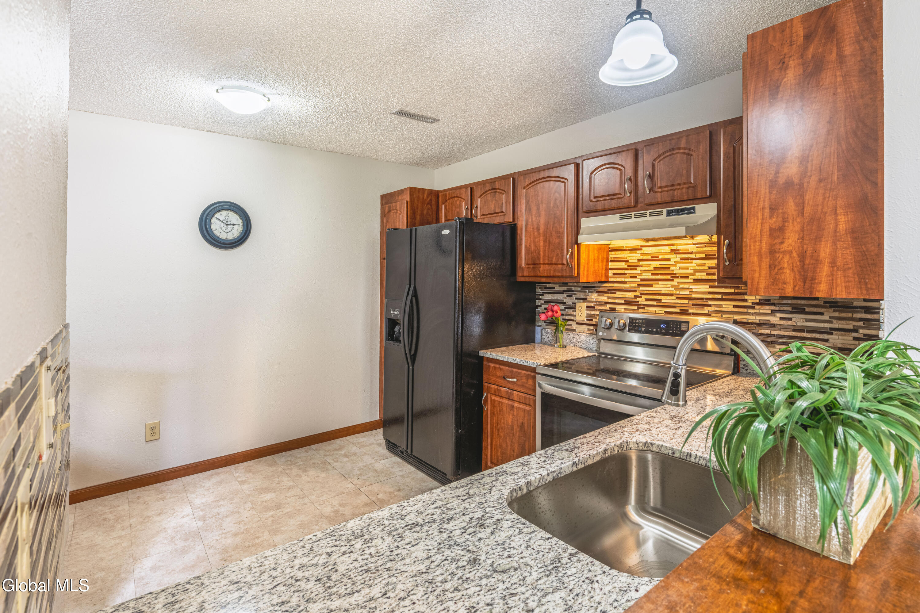 23 Stoney Creek Drive Clifton Park NY 12065