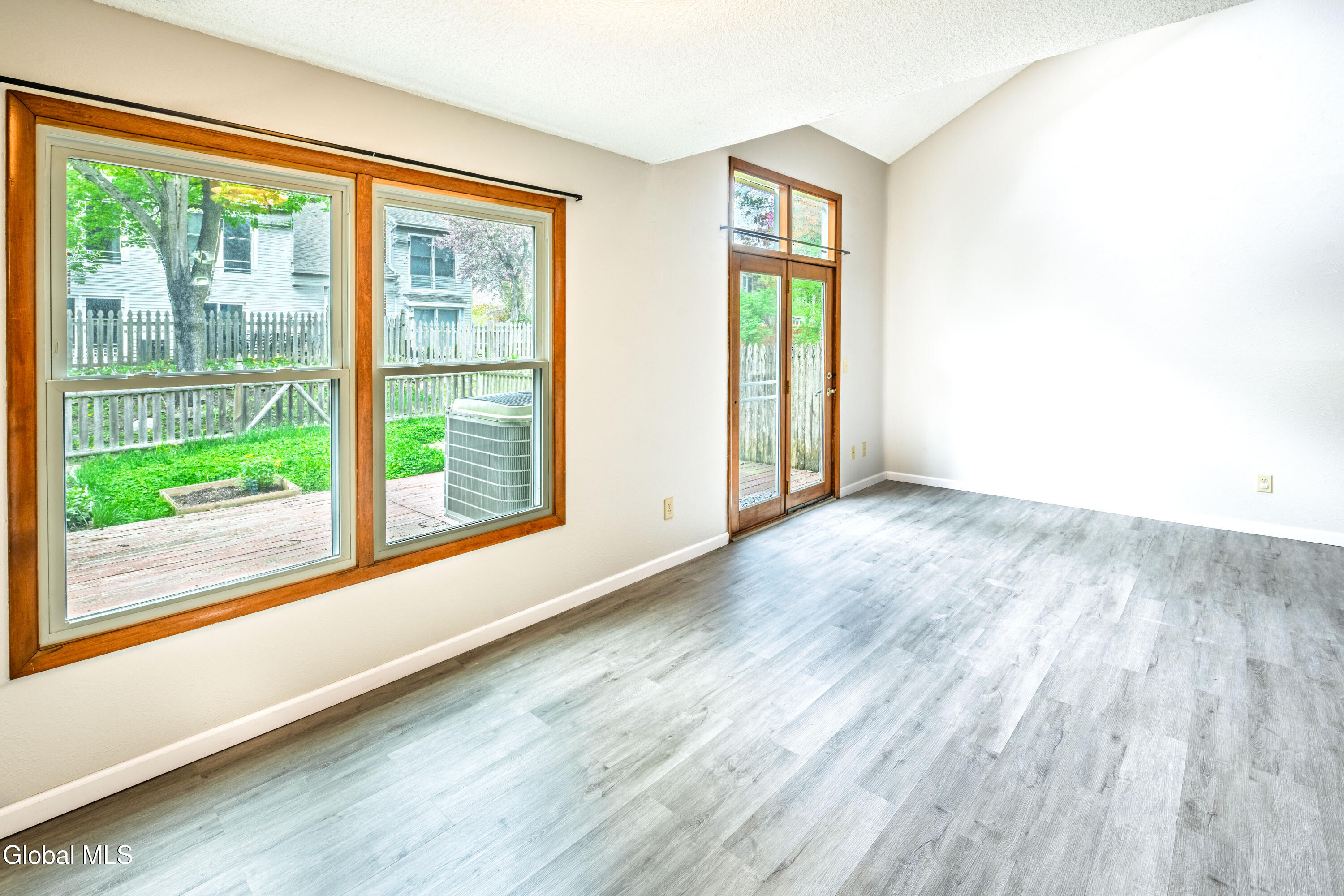 23 Stoney Creek Drive Clifton Park NY 12065