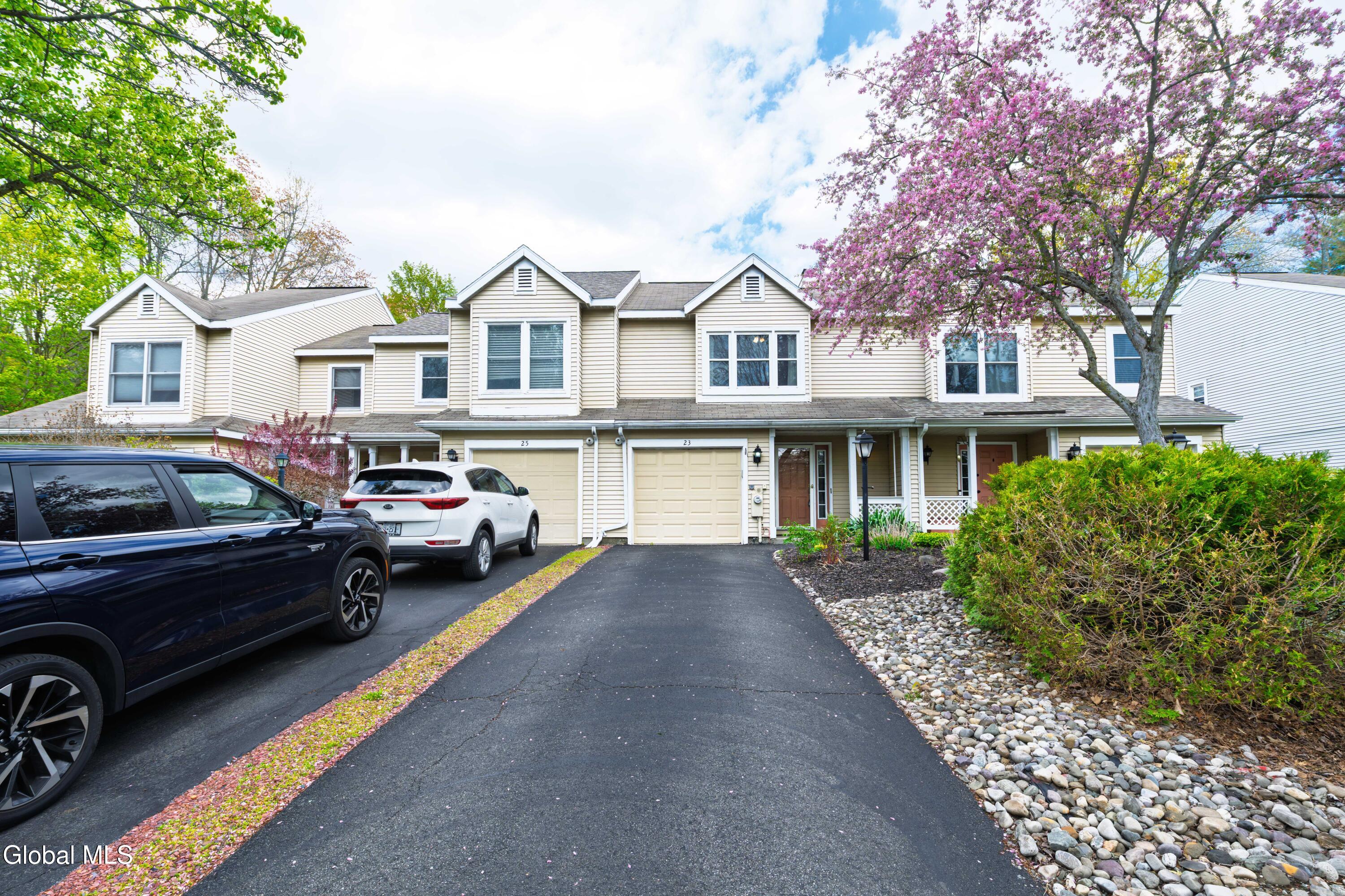 23 Stoney Creek Drive Clifton Park NY 12065