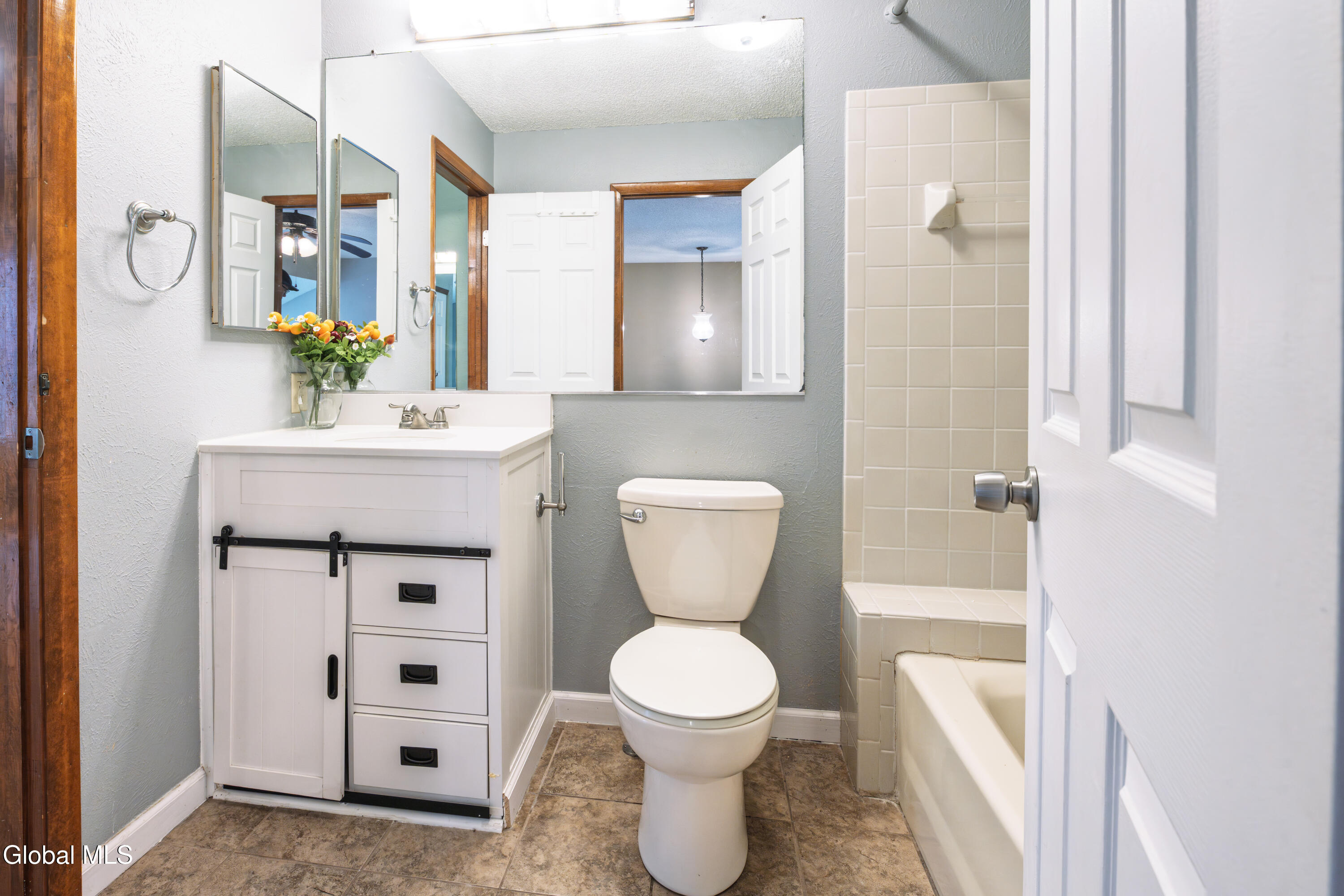23 Stoney Creek Drive Clifton Park NY 12065