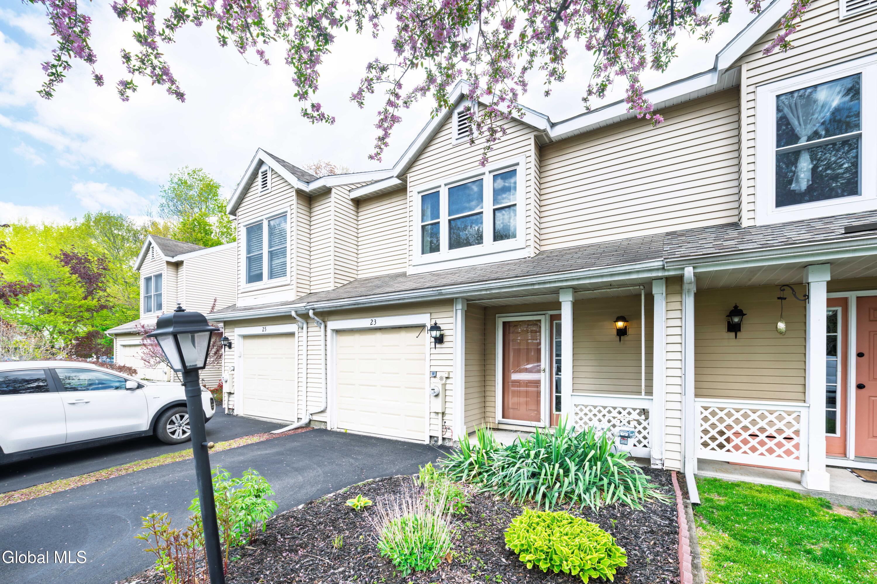 23 Stoney Creek Drive Clifton Park NY 12065