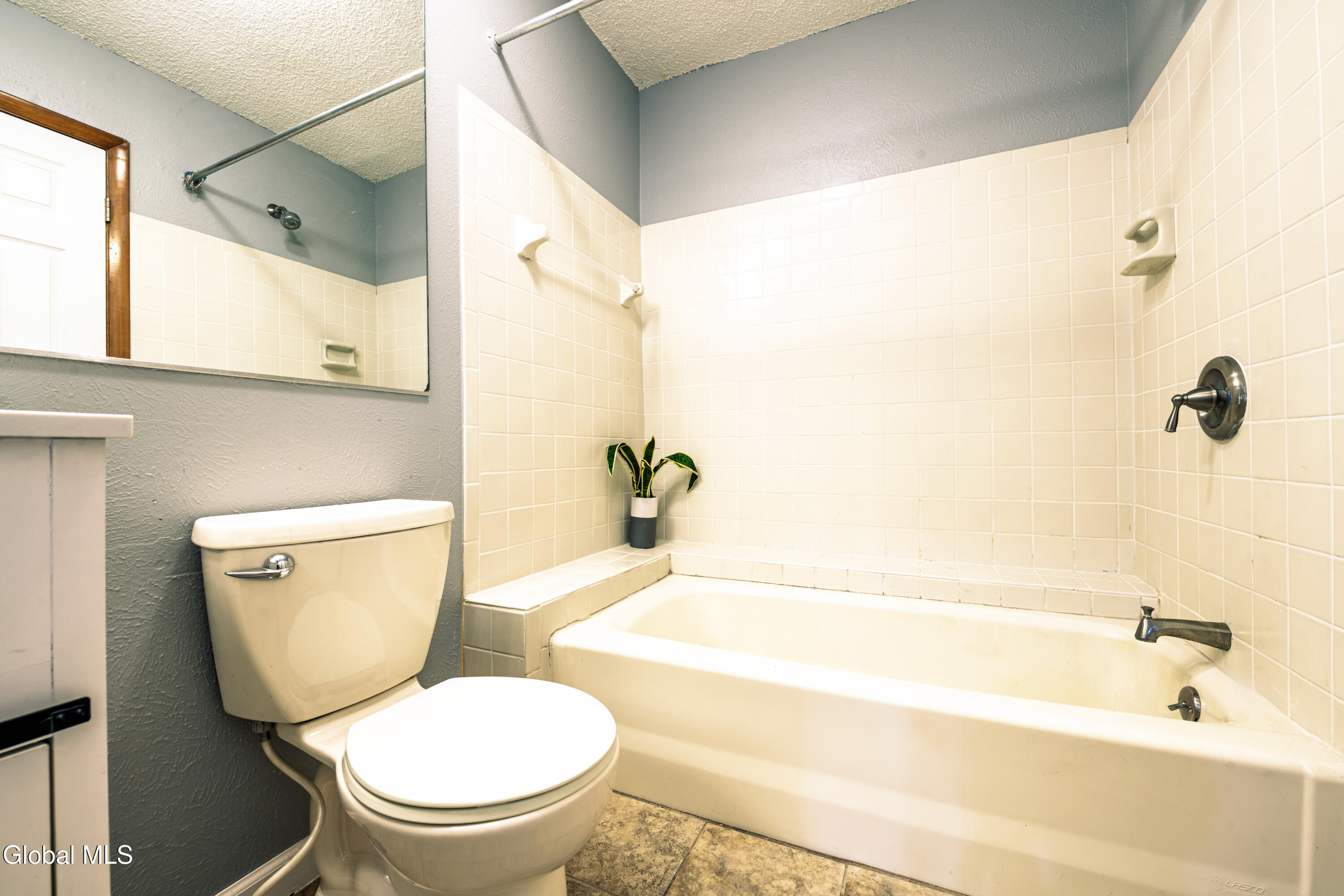 23 Stoney Creek Drive Clifton Park NY 12065