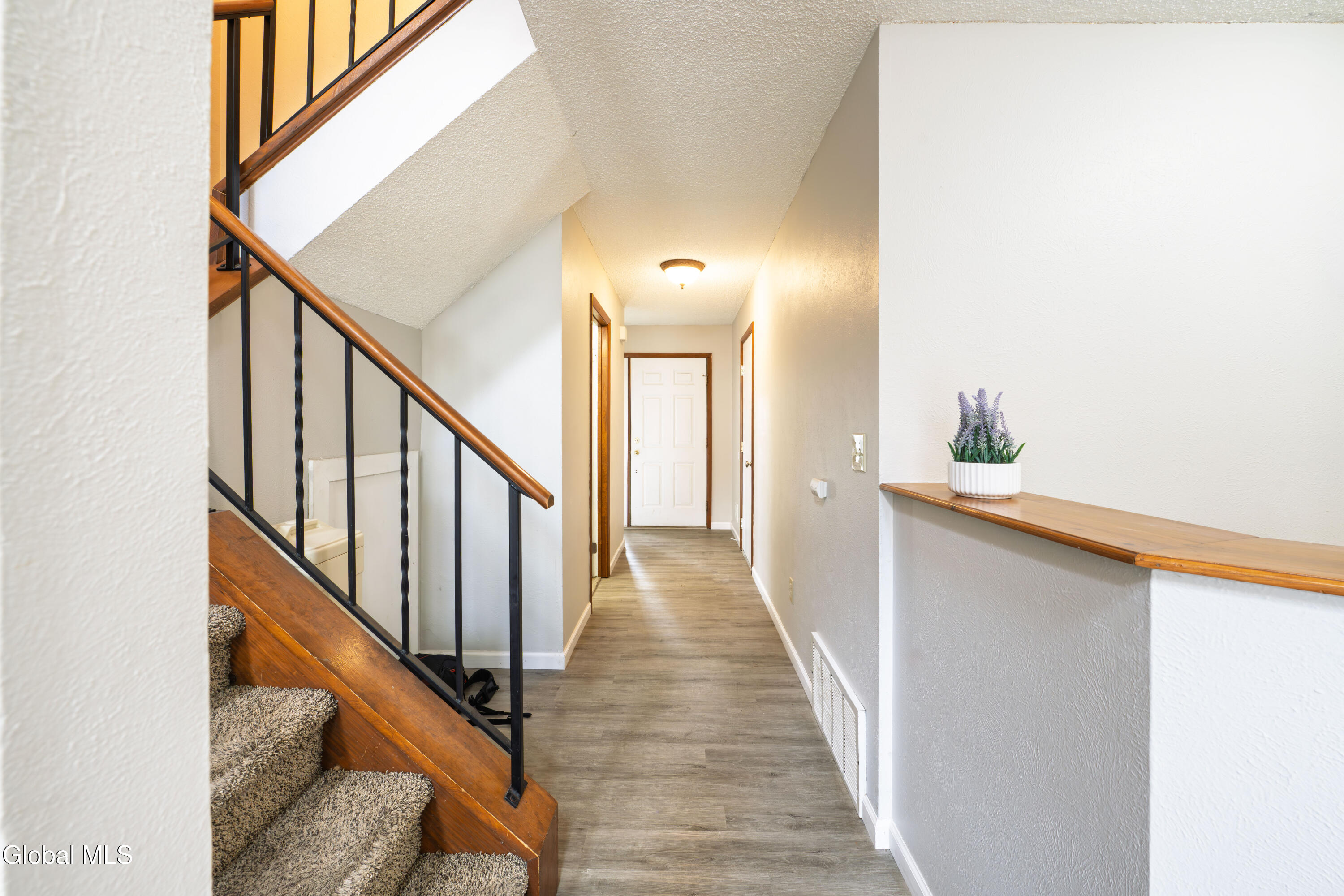 23 Stoney Creek Drive Clifton Park NY 12065