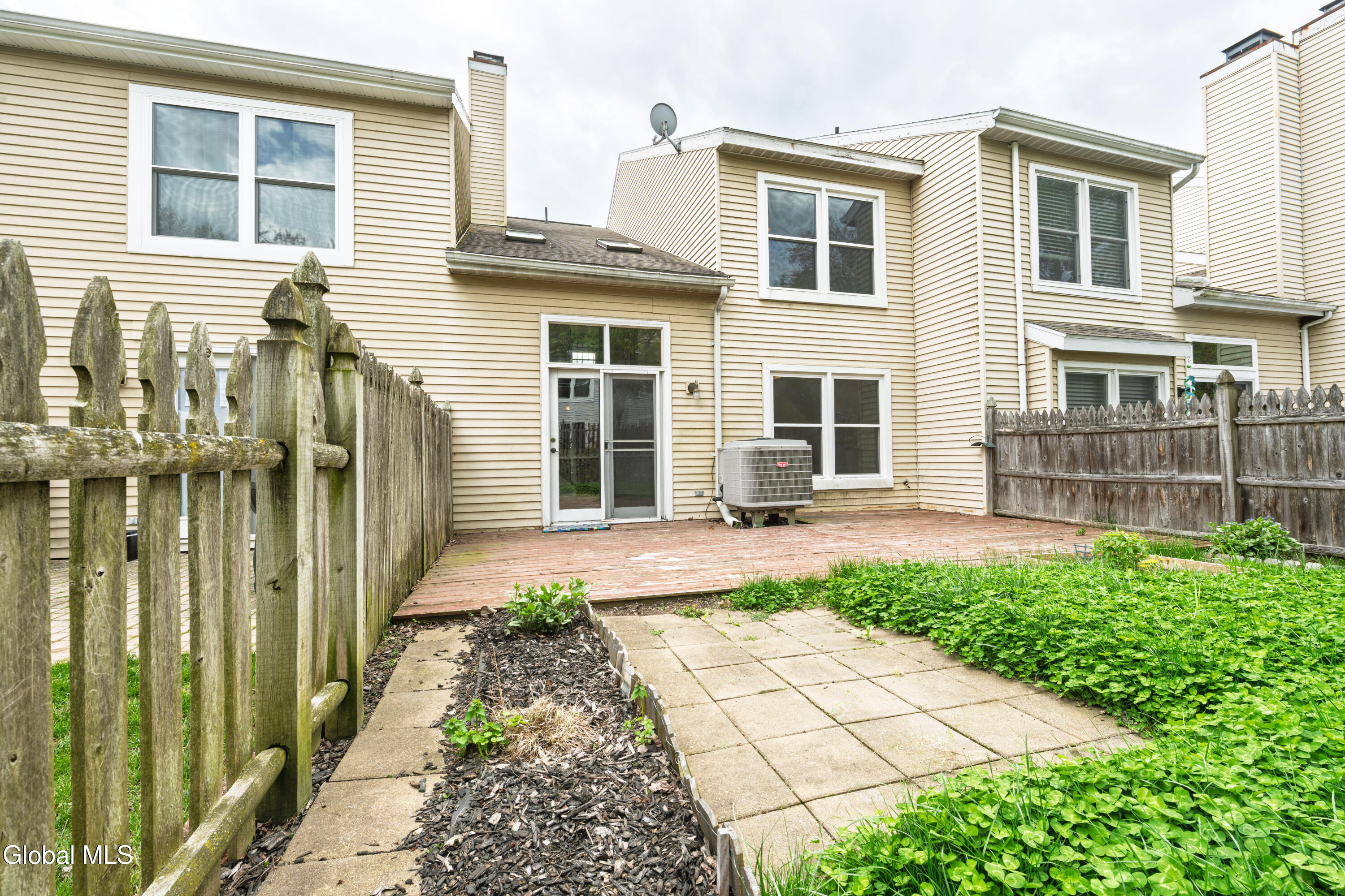 23 Stoney Creek Drive Clifton Park NY 12065