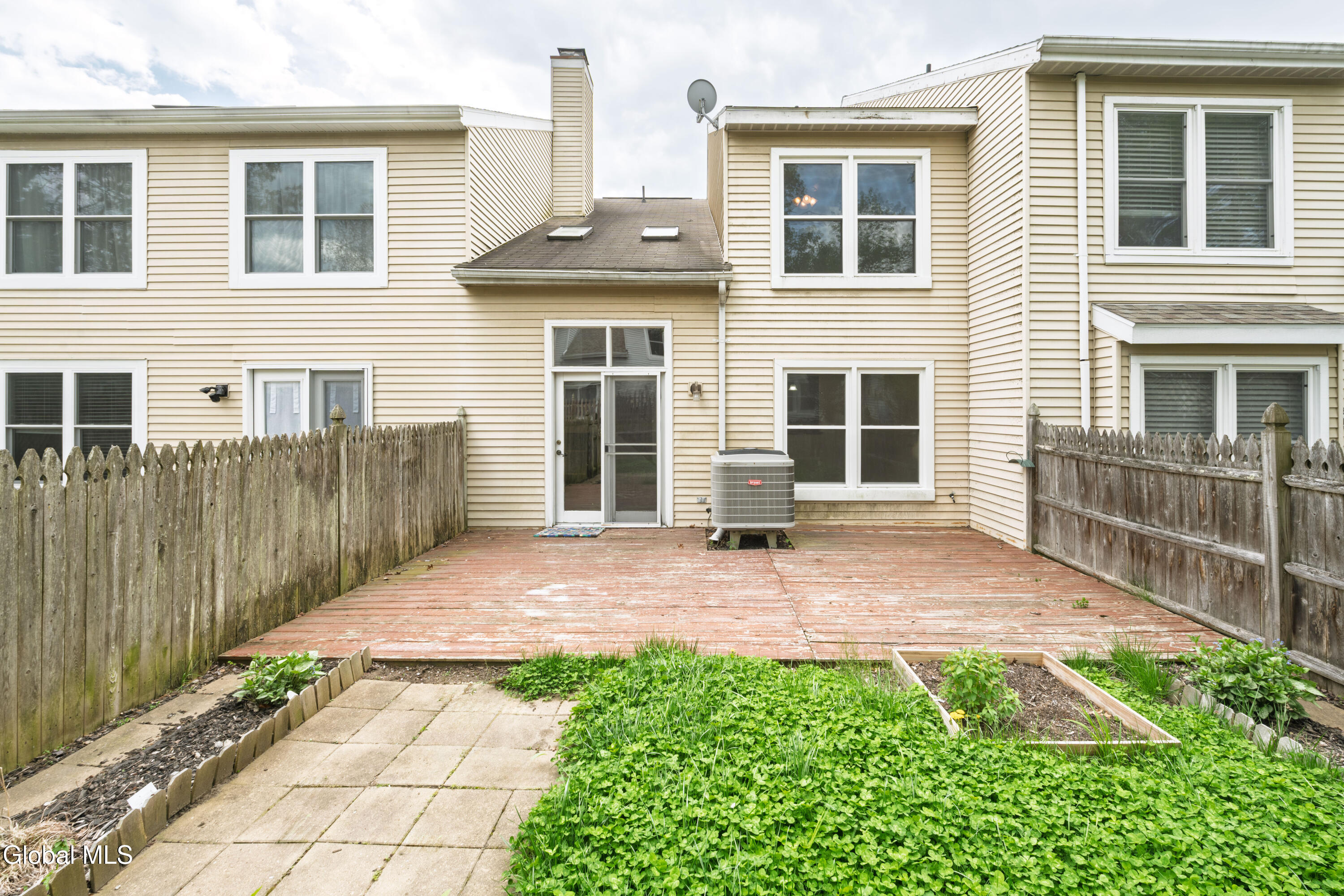 23 Stoney Creek Drive Clifton Park NY 12065