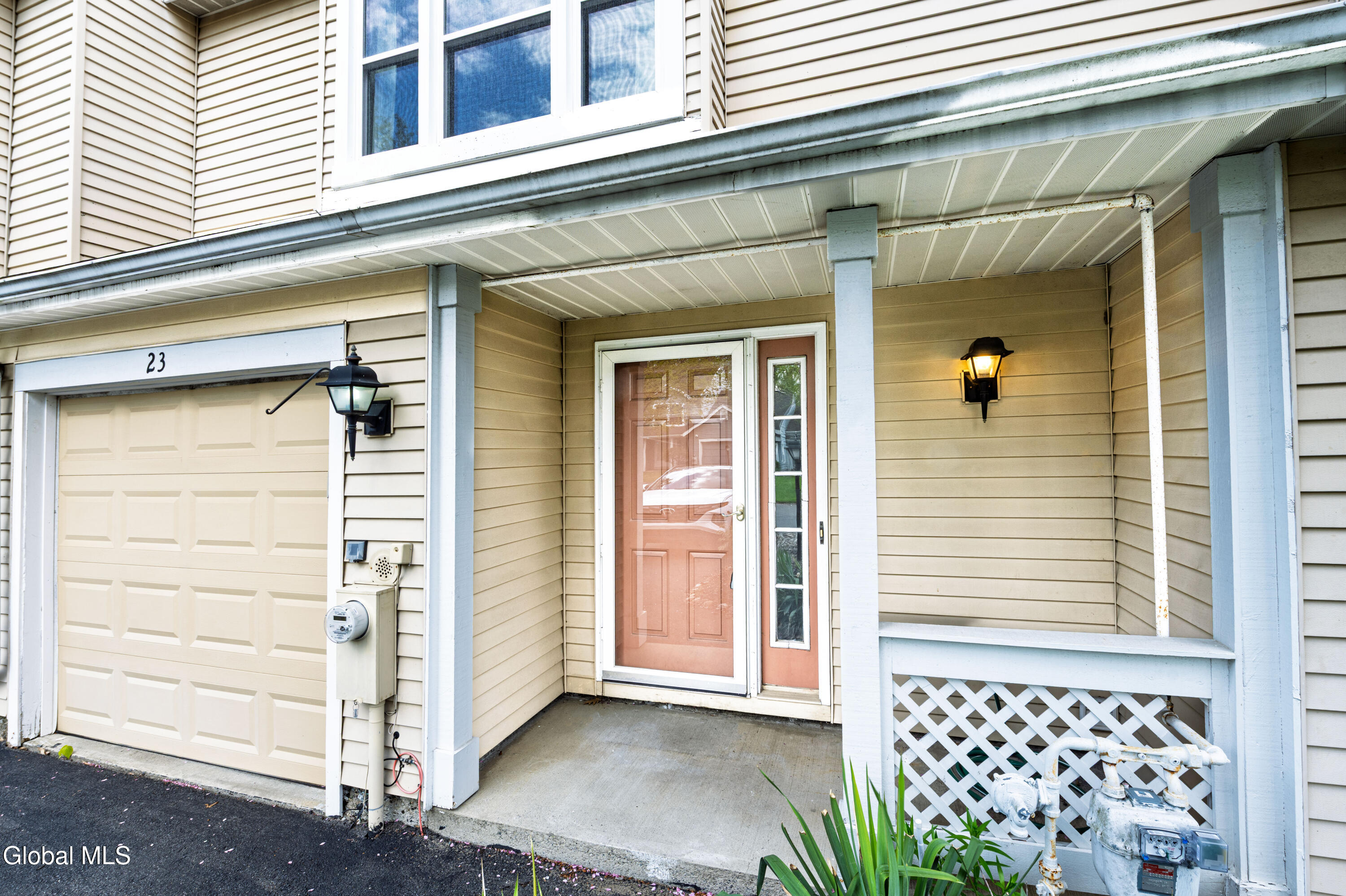 23 Stoney Creek Drive Clifton Park NY 12065