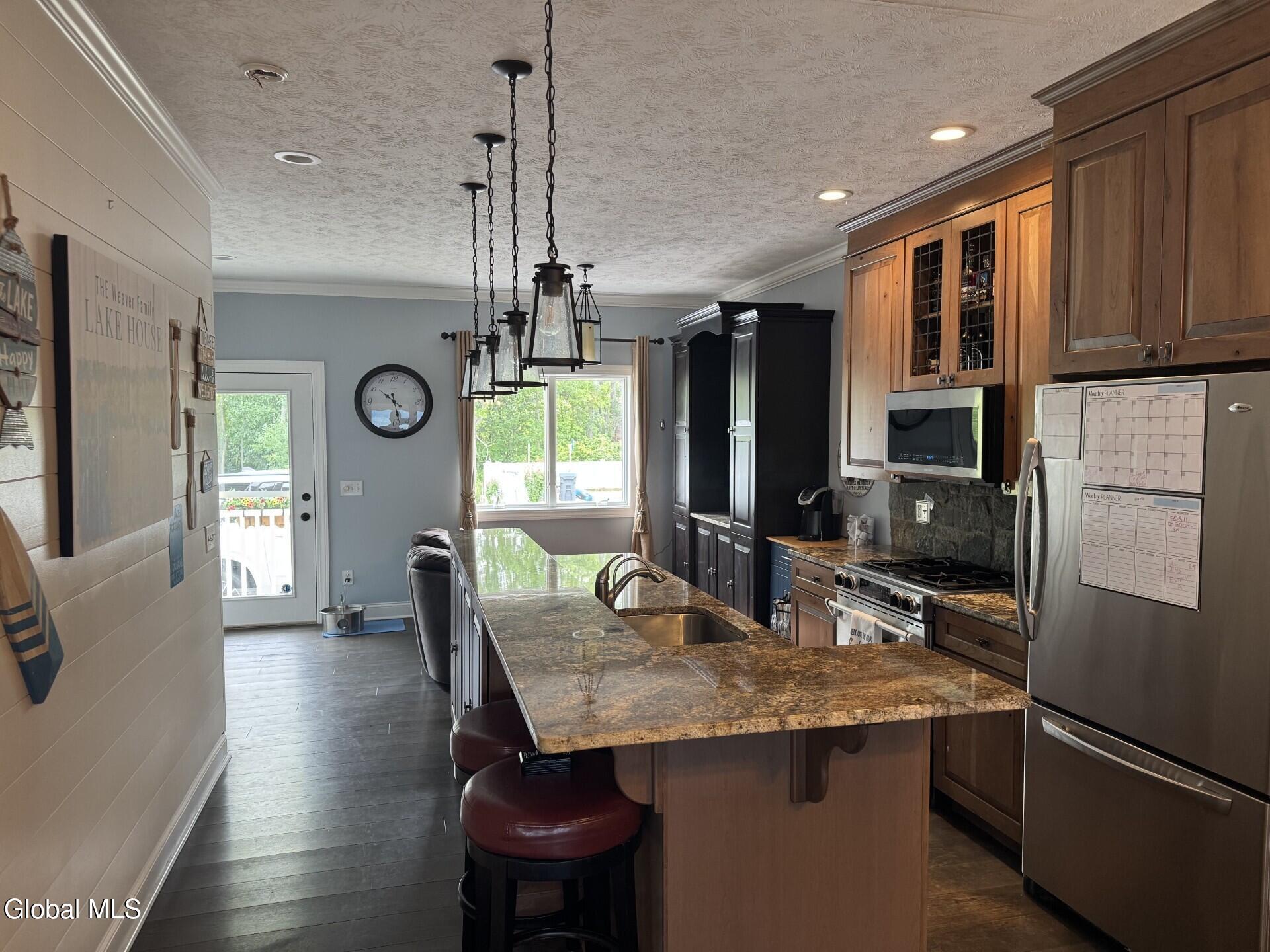 1381 Nys Rt 9p Saratoga Springs NY 12866