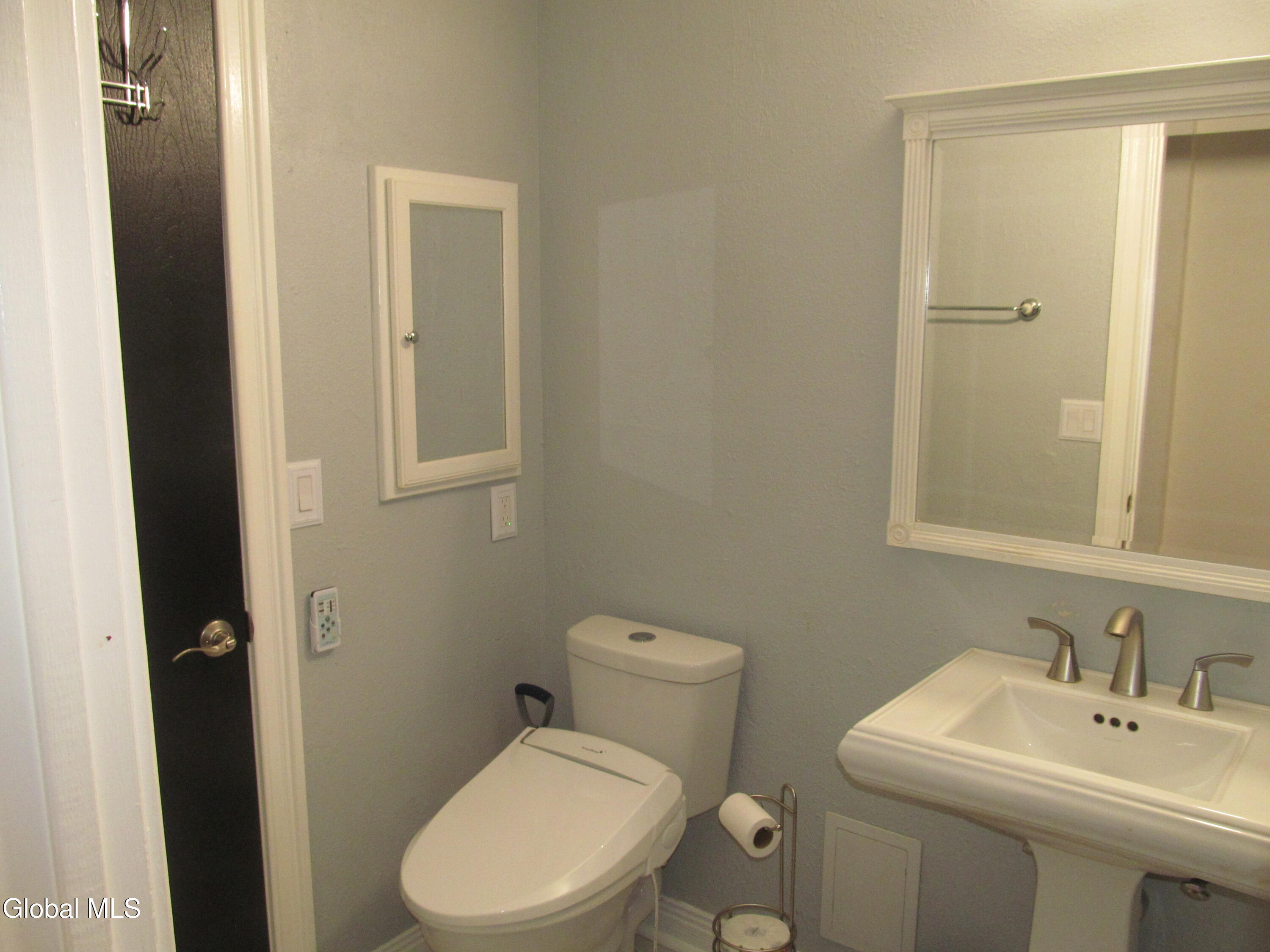 204 Yorktown Drive Halfmoon NY 12065