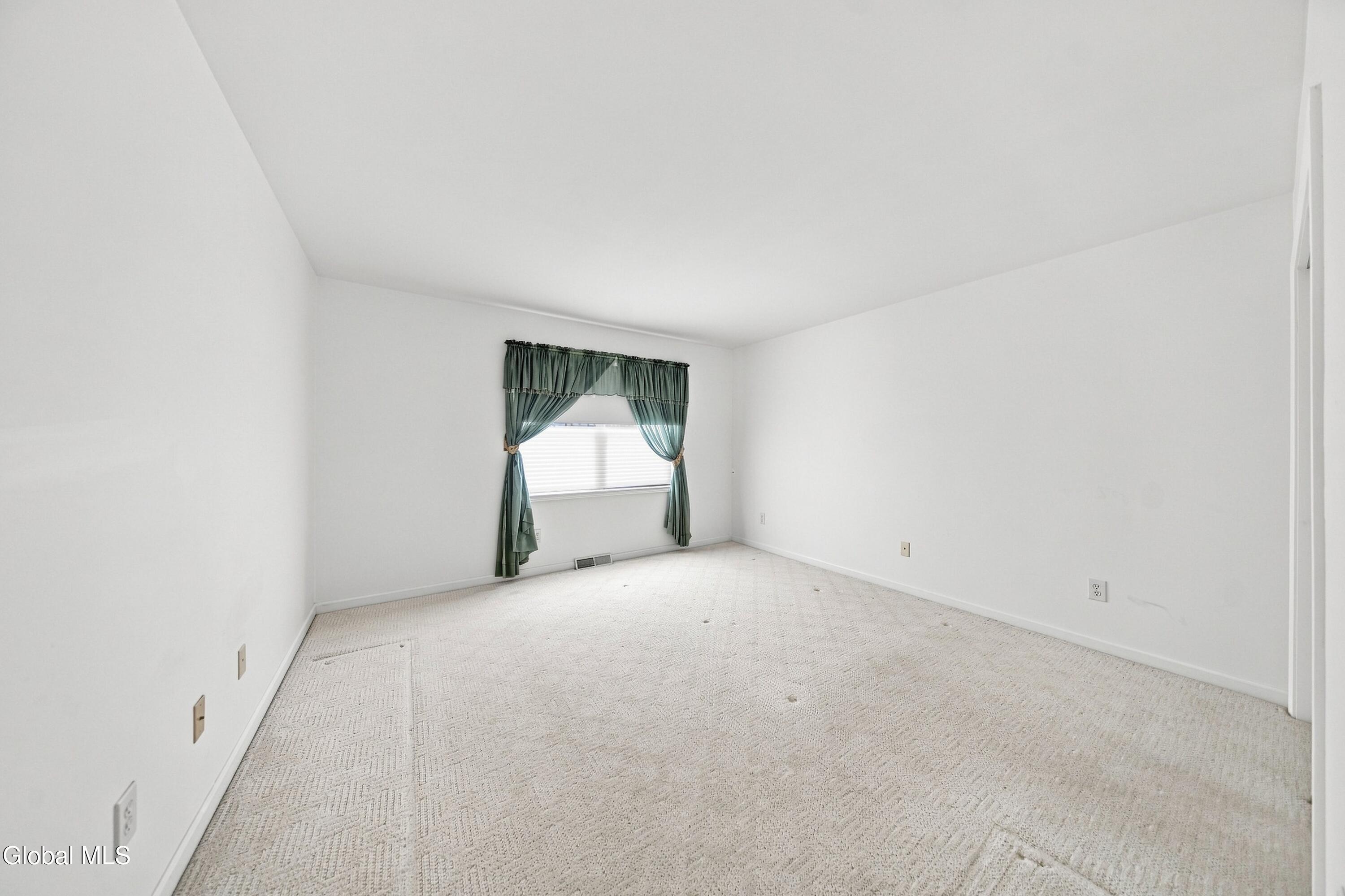 115 Harvard Road Latham NY 12189