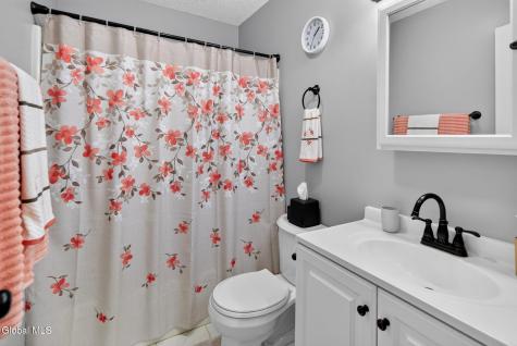 872 Dutch Drive Castleton NY 12033