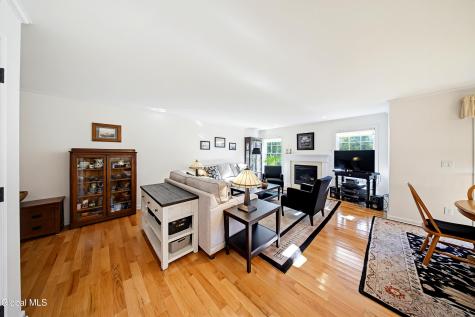 14 Pebble Court Slingerlands NY 12159