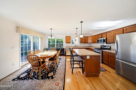 14 Pebble Court Slingerlands NY 12159