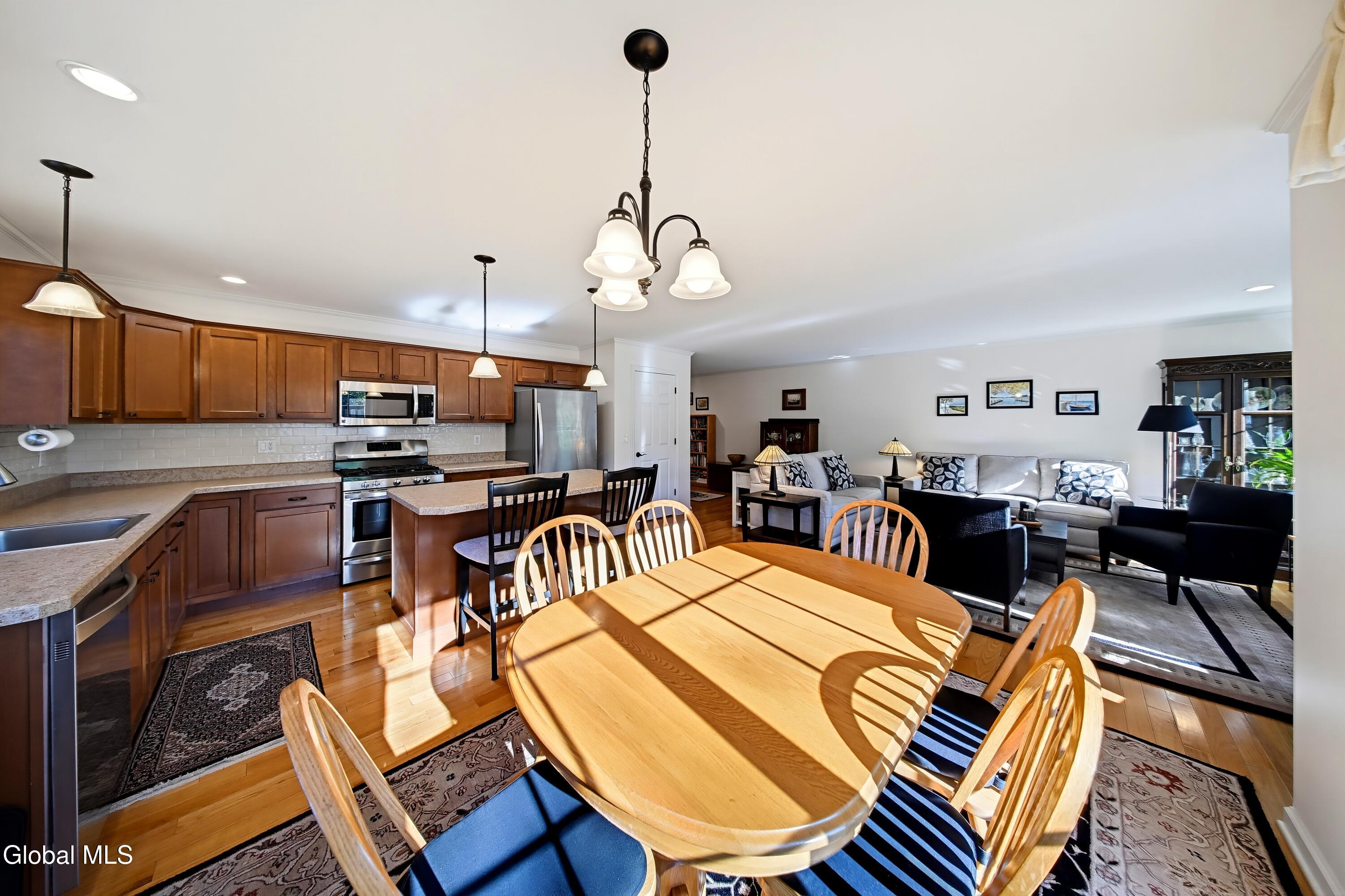14 Pebble Court Slingerlands NY 12159