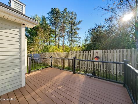 14 Pebble Court Slingerlands NY 12159