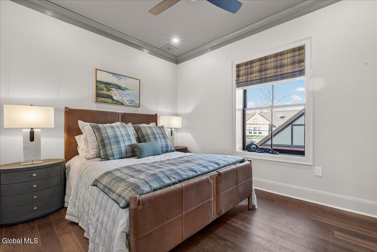 122 Regent Street Saratoga Springs NY 12866