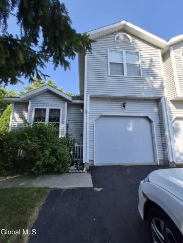 71 Old Mill Lane Queensbury NY 12804