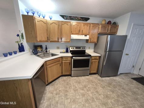 71 Old Mill Lane Queensbury NY 12804