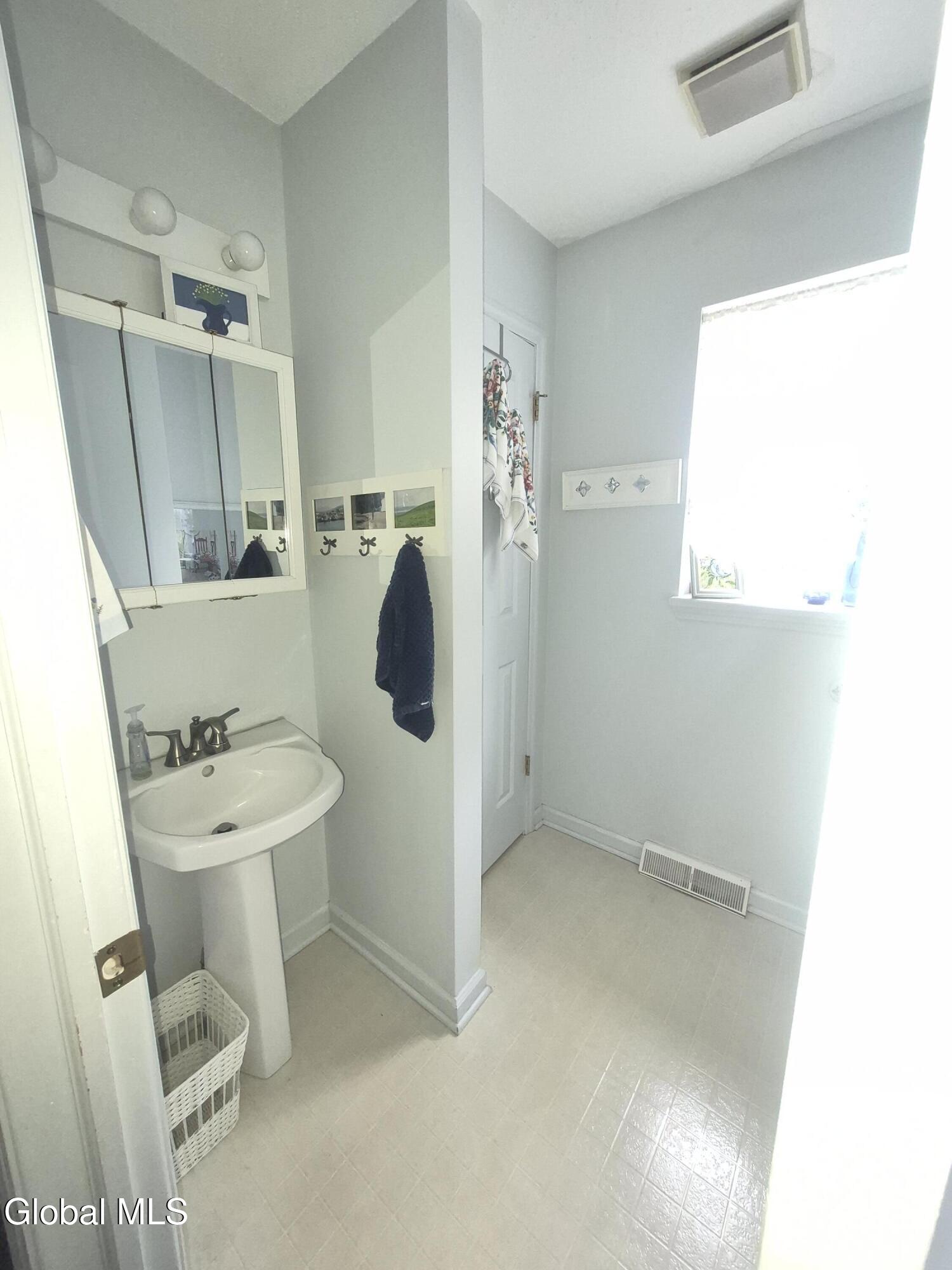 71 Old Mill Lane Queensbury NY 12804