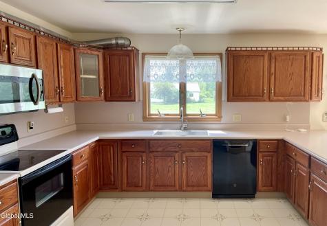 137 Country Estates Road Greenville NY 12083
