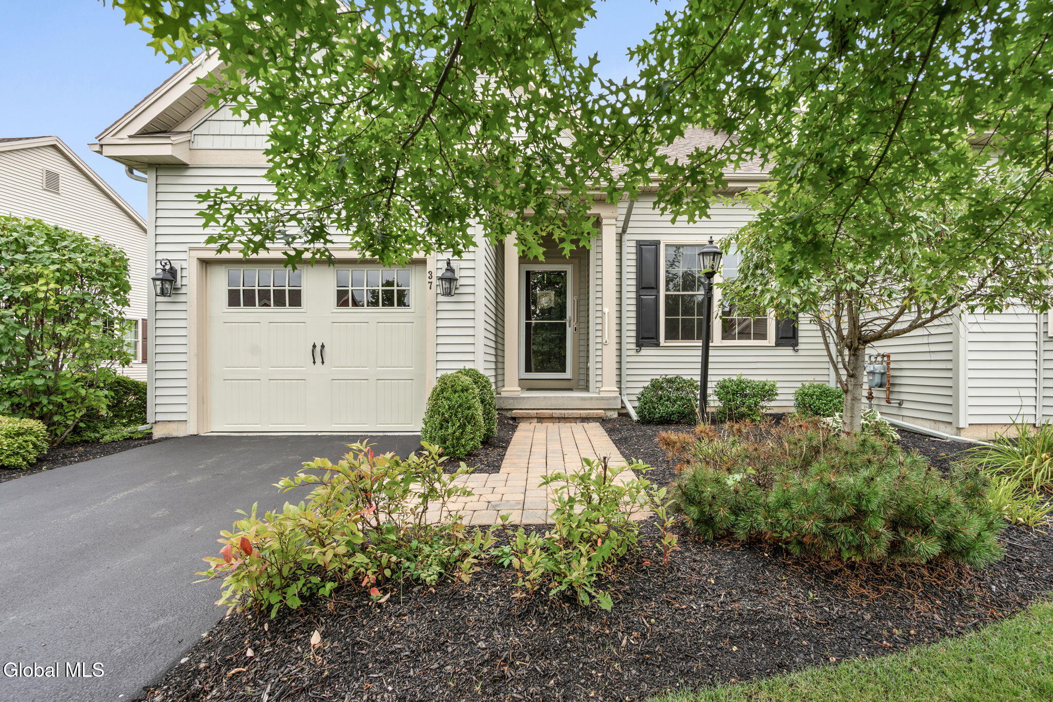 37 Fathers Way Slingerlands NY 12159