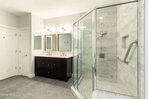 304 Vly Point Drive Niskayuna NY 12309