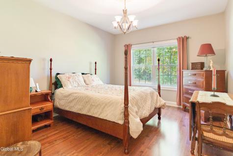 304 Vly Point Drive Niskayuna NY 12309