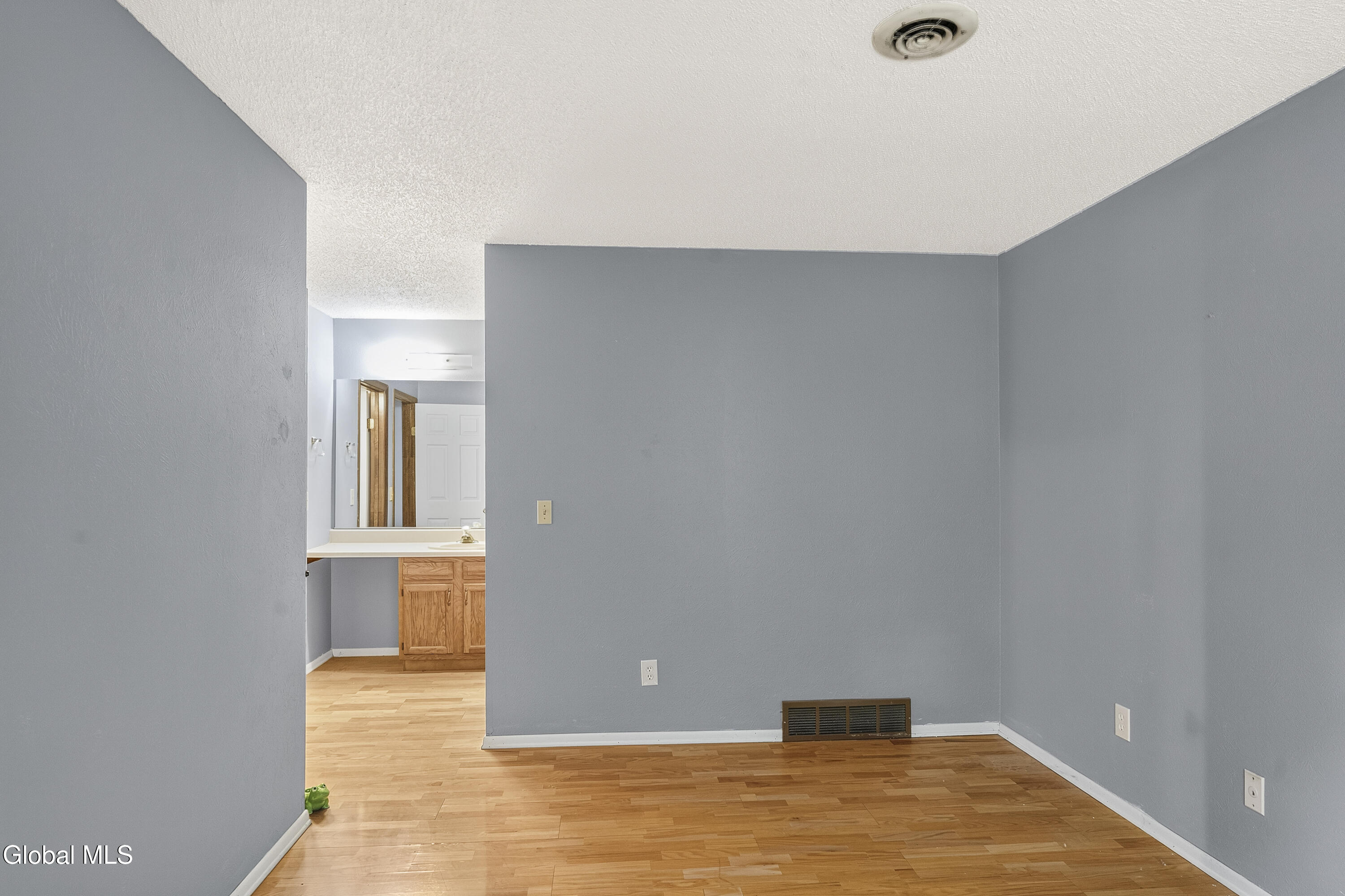 230 Monmouth Way Clifton Park NY 12065