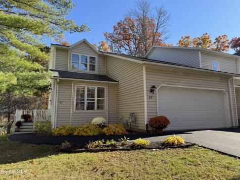 65 Woodside Drive Albany NY 12208