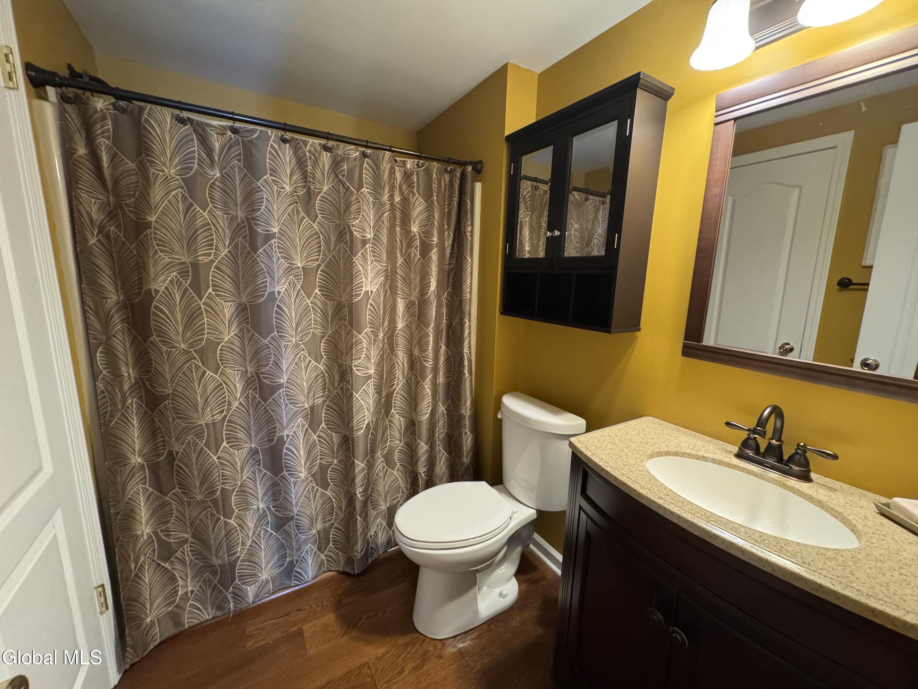 65 Woodside Drive Albany NY 12208
