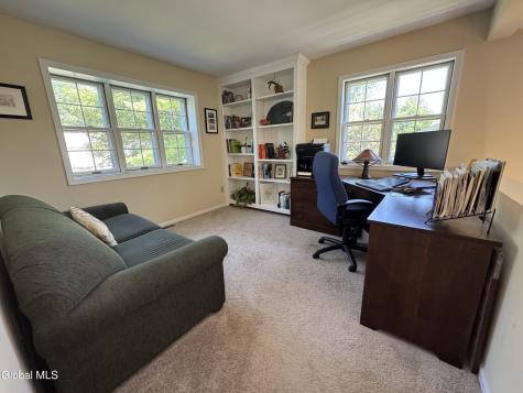 65 Woodside Drive Albany NY 12208