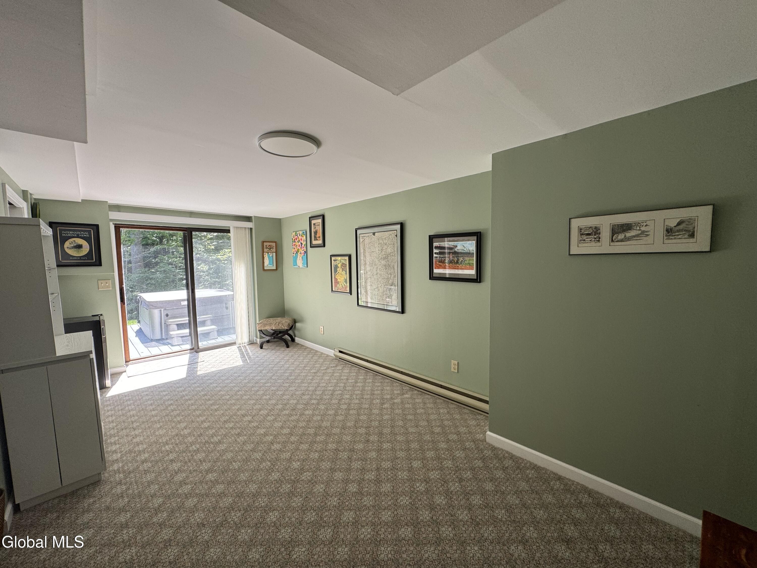 65 Woodside Drive Albany NY 12208