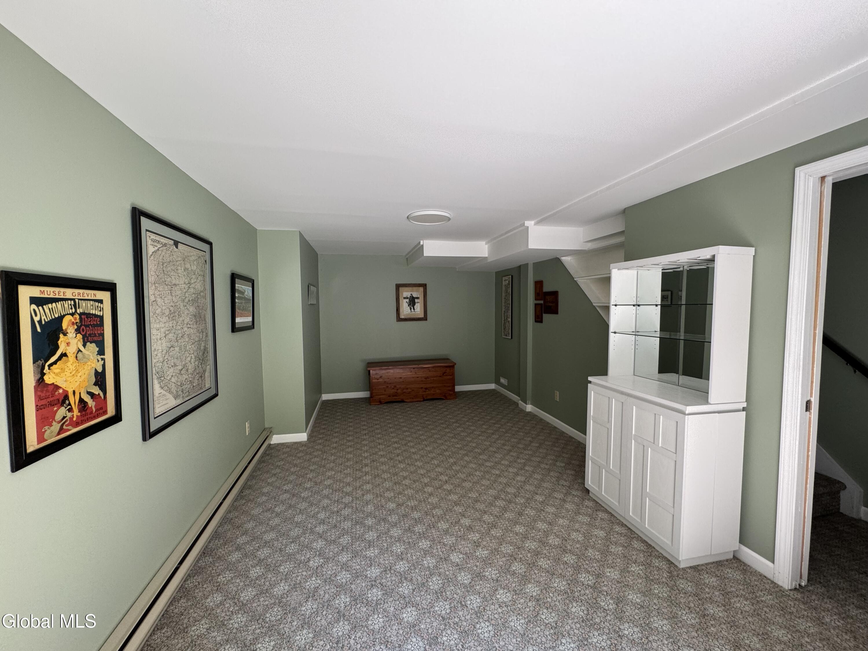 65 Woodside Drive Albany NY 12208