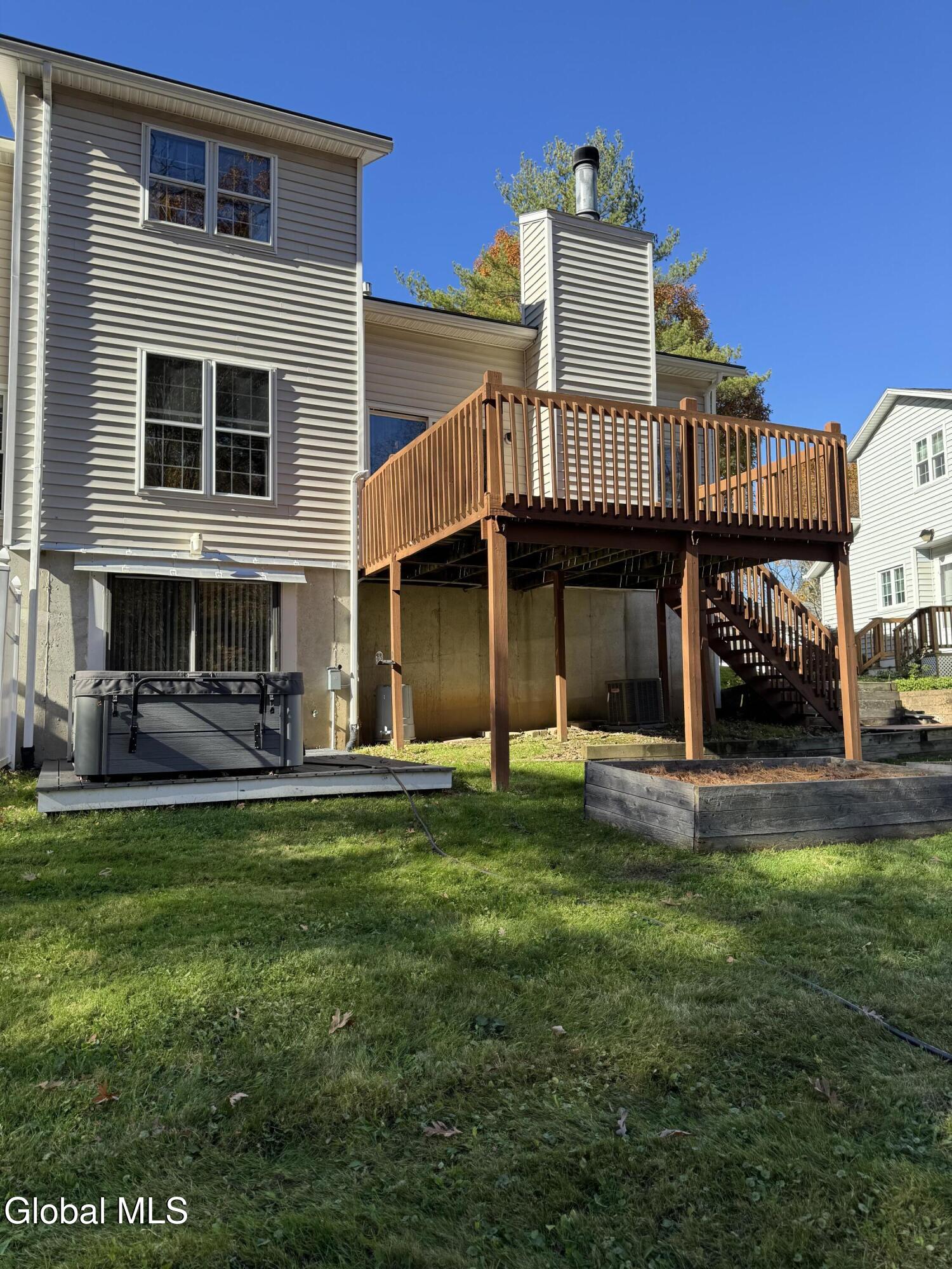 65 Woodside Drive Albany NY 12208