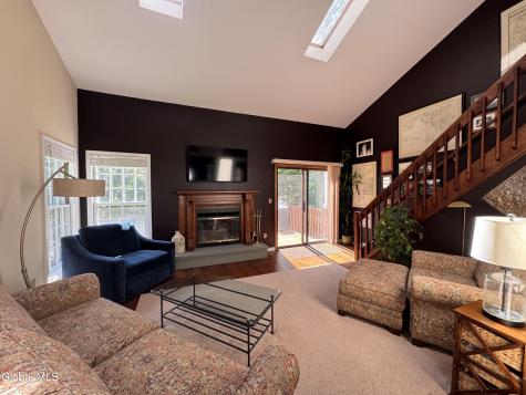 65 Woodside Drive Albany NY 12208