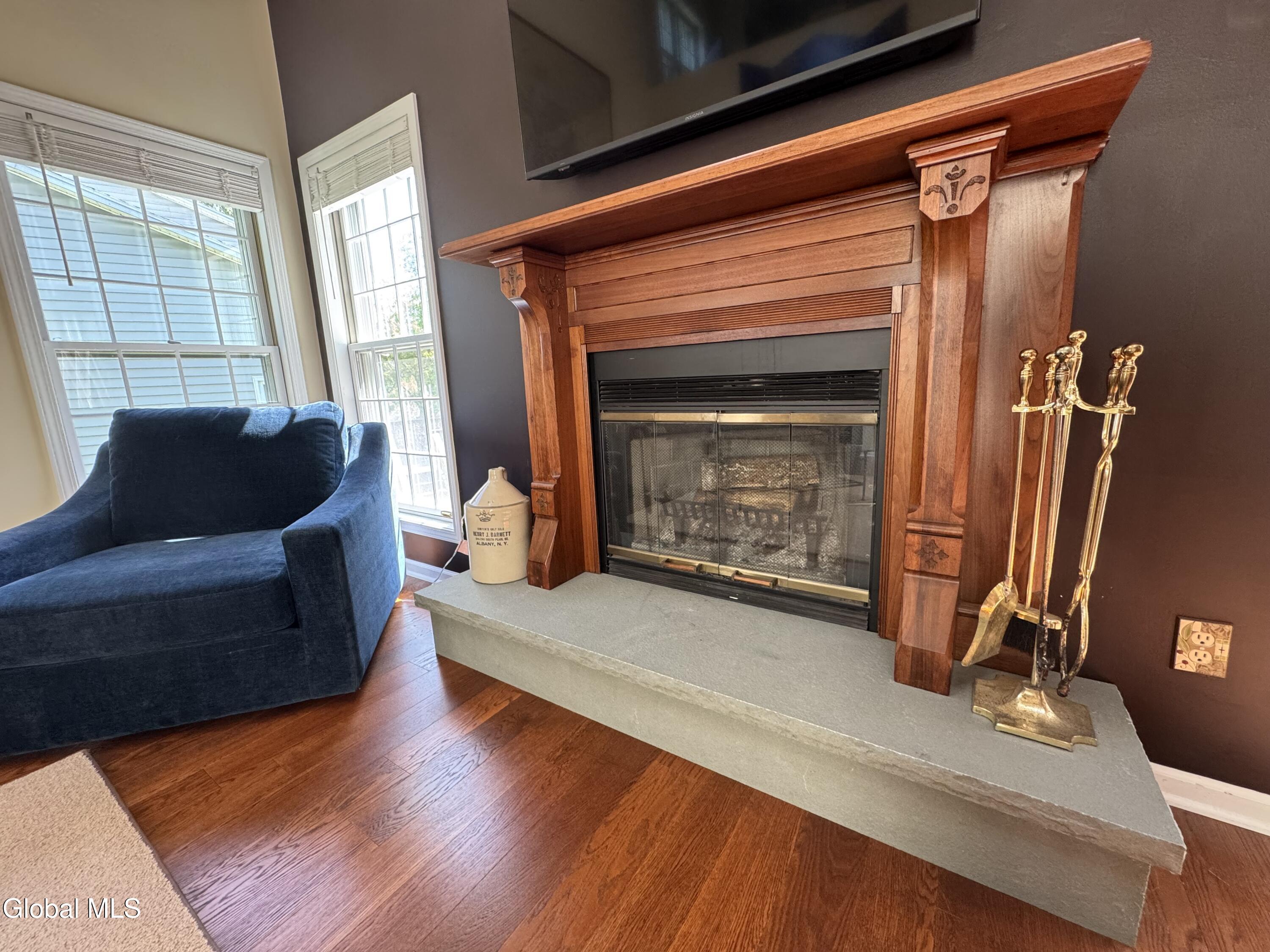 65 Woodside Drive Albany NY 12208