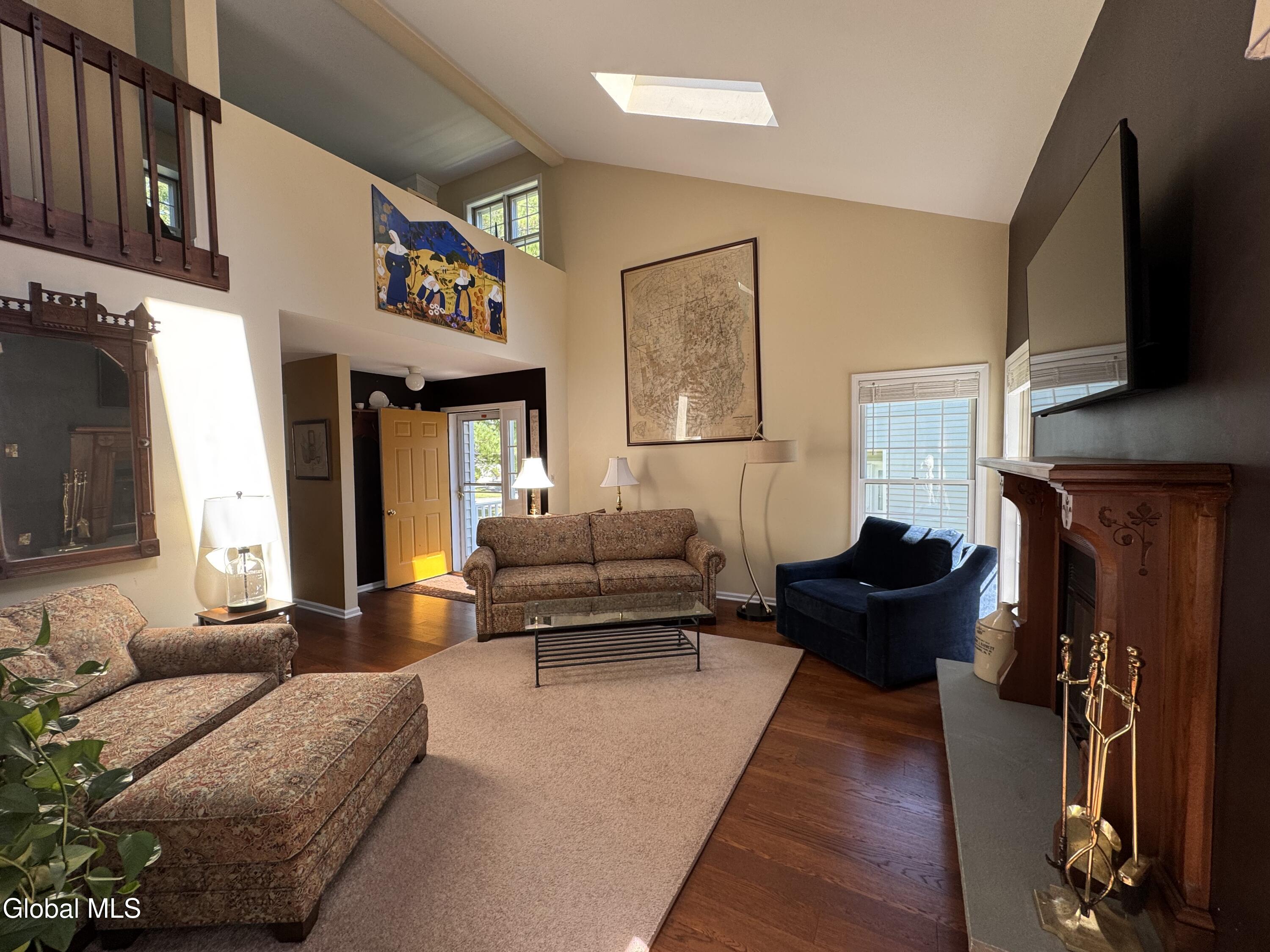 65 Woodside Drive Albany NY 12208
