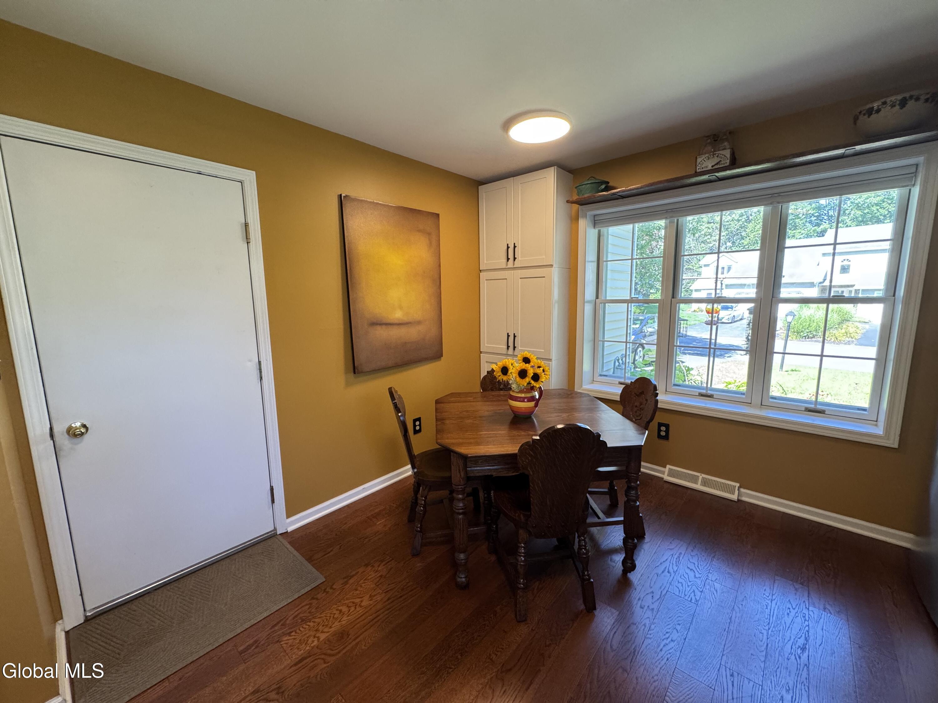 65 Woodside Drive Albany NY 12208