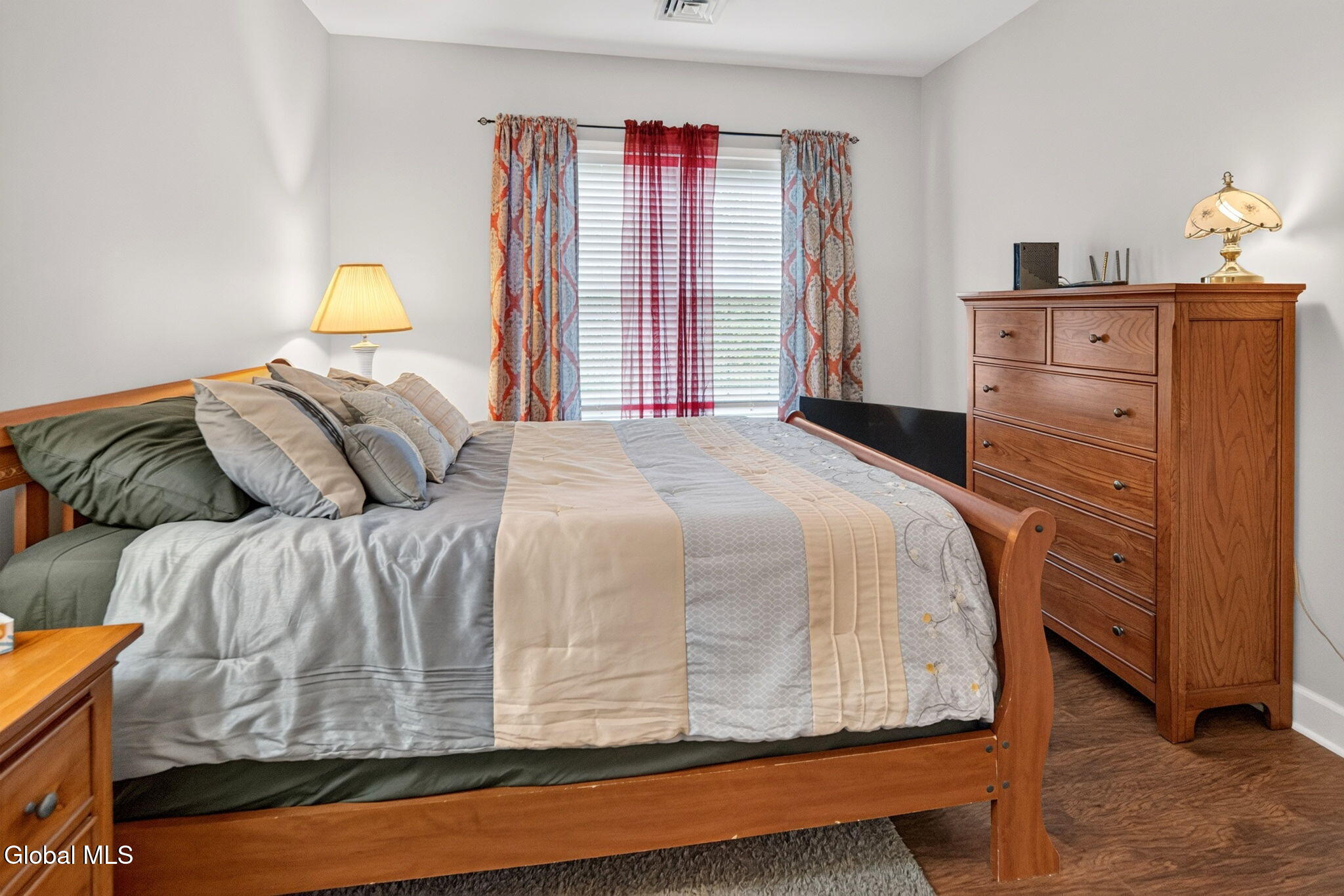 73 Saratoga Road Schenectady NY 12302