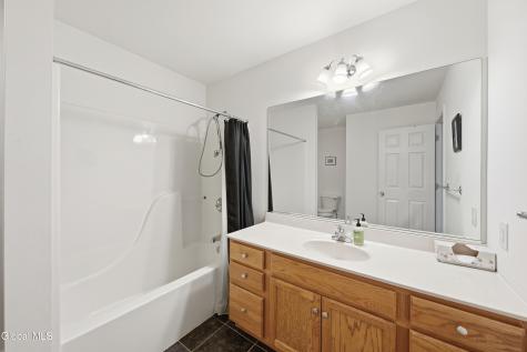 6 Patroon Pointe Drive Rensselaer NY 12144
