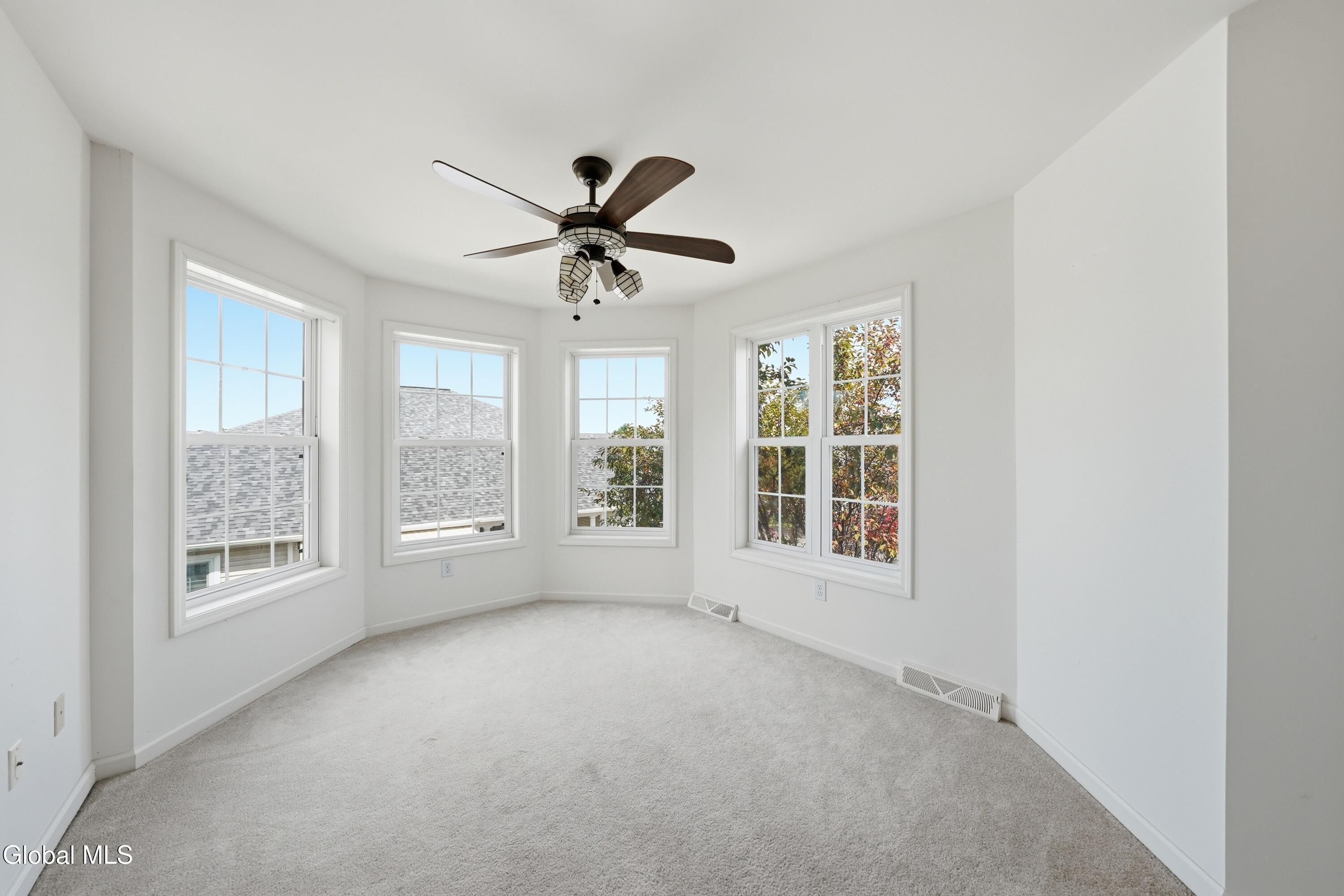 6 Patroon Pointe Drive Rensselaer NY 12144