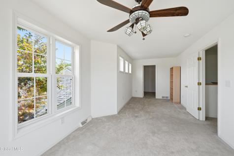 6 Patroon Pointe Drive Rensselaer NY 12144